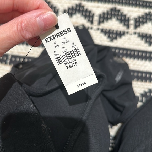 Nwt Black extra small express, bodysuit sheer middle - Picture 4 of 4
